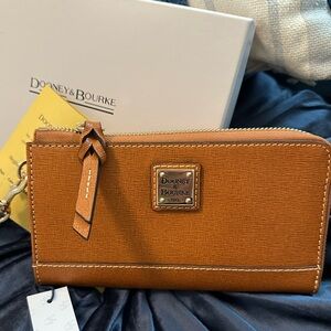 New Dooney and Bourke wallet